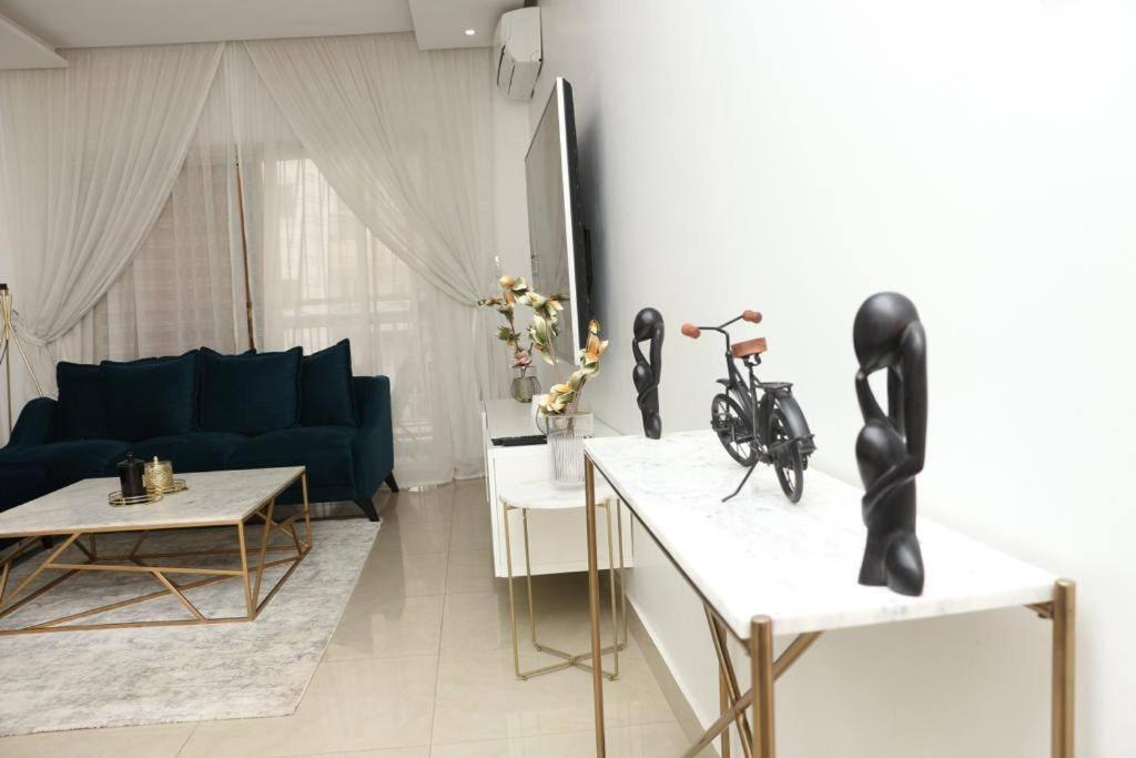 F3 Cite De L'emergence Plateau Apartment *