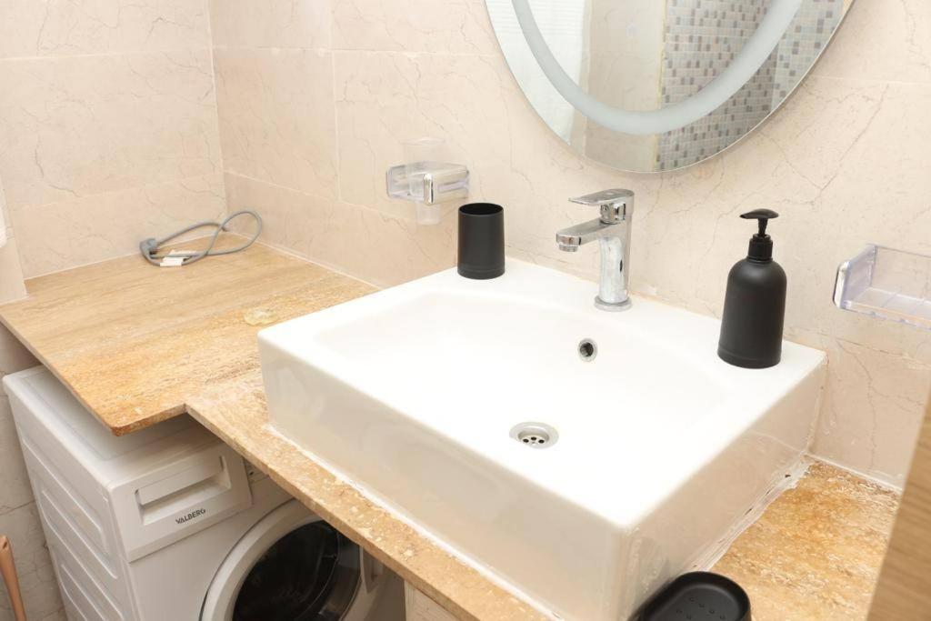F3 Cite De L'emergence Plateau Apartment Dakar