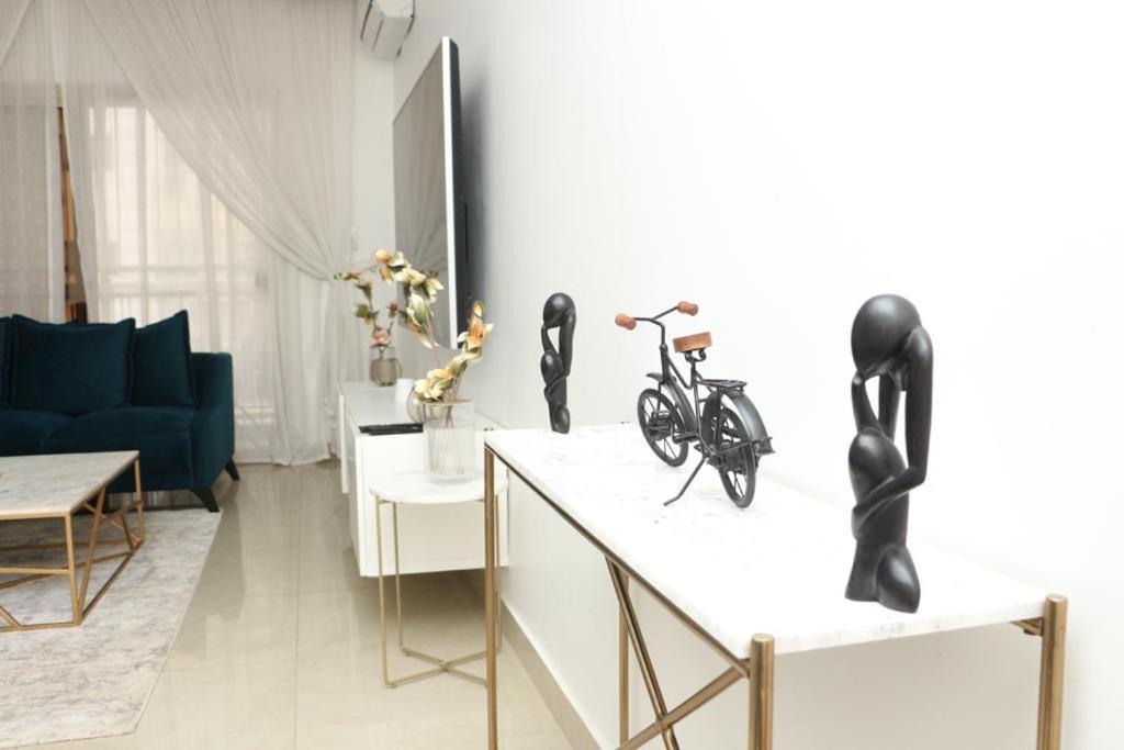 Apartment F3 Cite De L'emergence Plateau